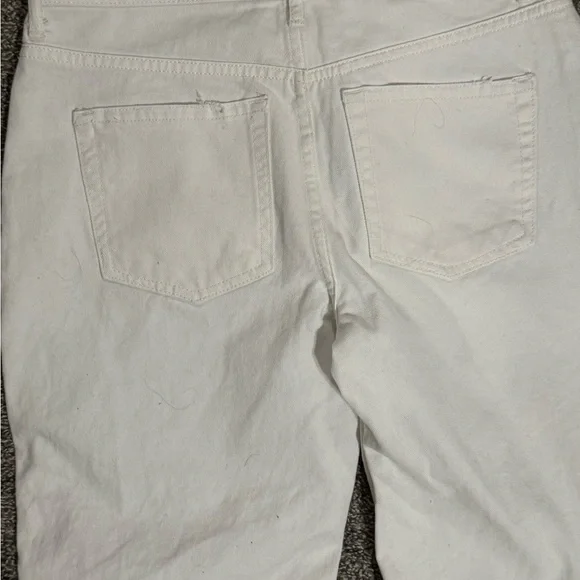 We The Free Women’s Relaxed Fit Distressed White Jeans size 27 new without tags - Picture 4 of 4